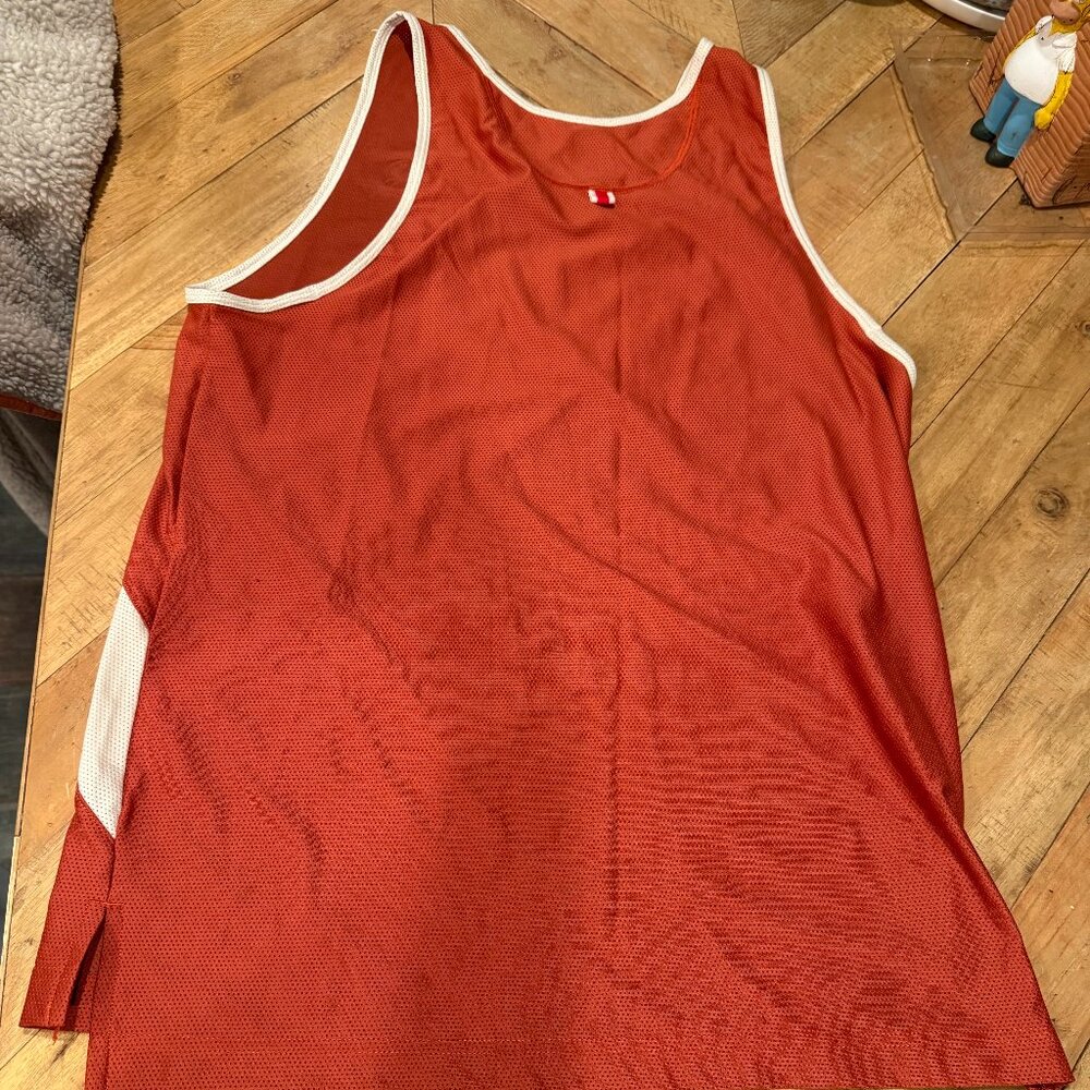 Tracksmith Men’s Van Cortlandt Singlet - Picture 2 of 2